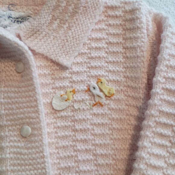 VTG Baby Acrylic Cardigan Sweater Pink Knit Chicks USA Made Cottage Prairie - Picture 2 of 6
